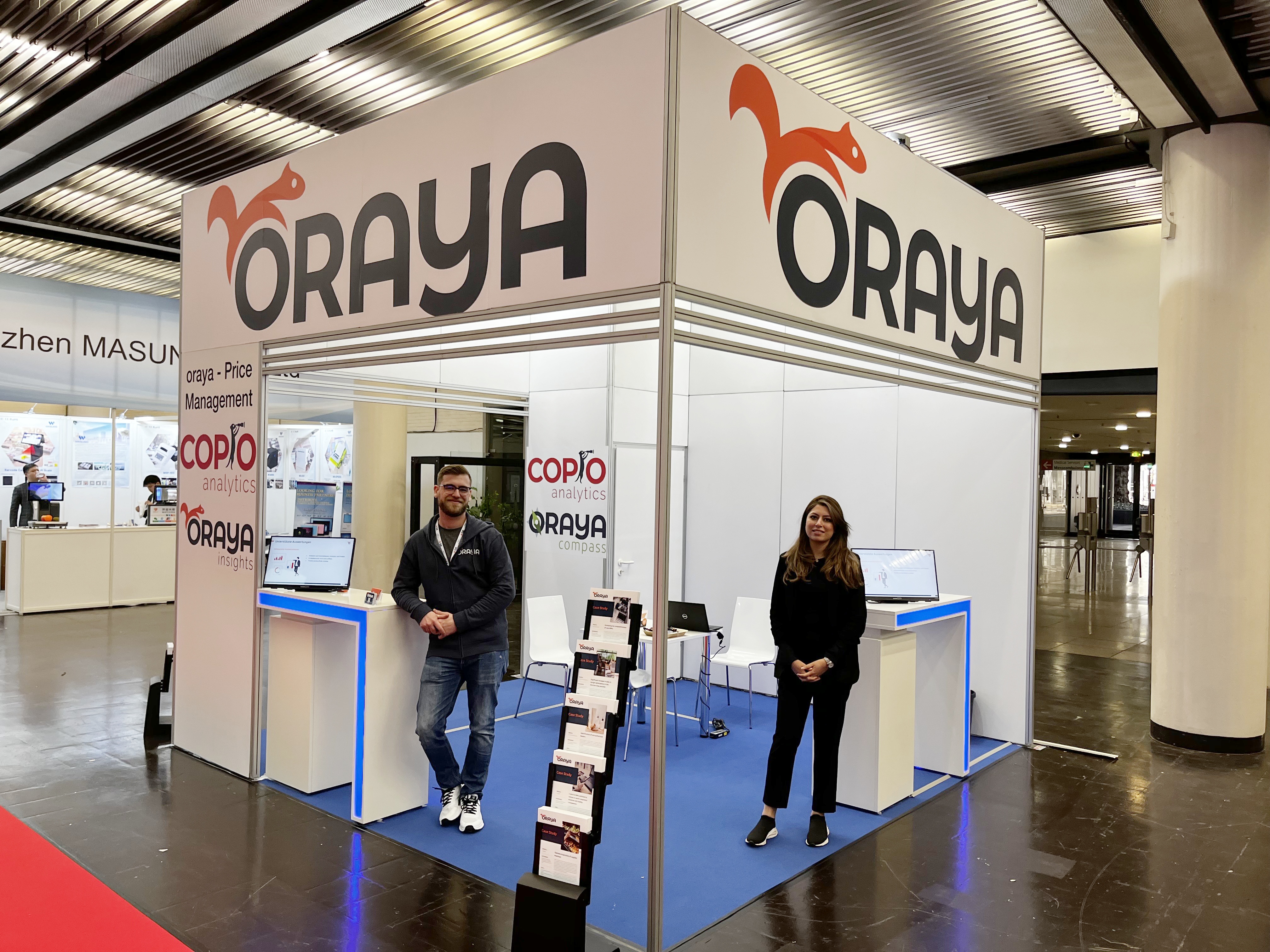oraya Messestand auf der EuroShop